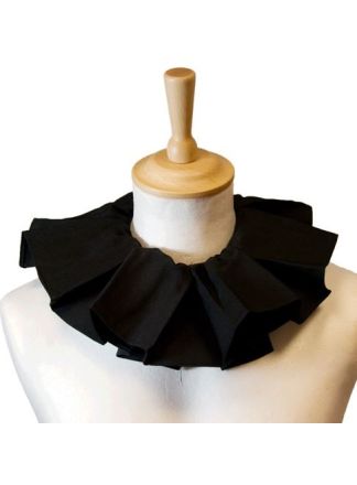 Pieten kraag geplooid zwart